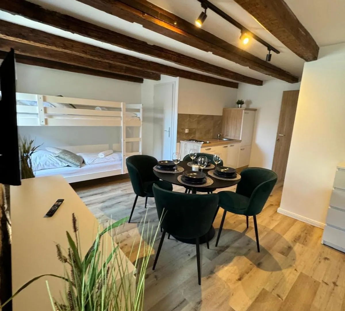 Apartmani Schega Pag Town