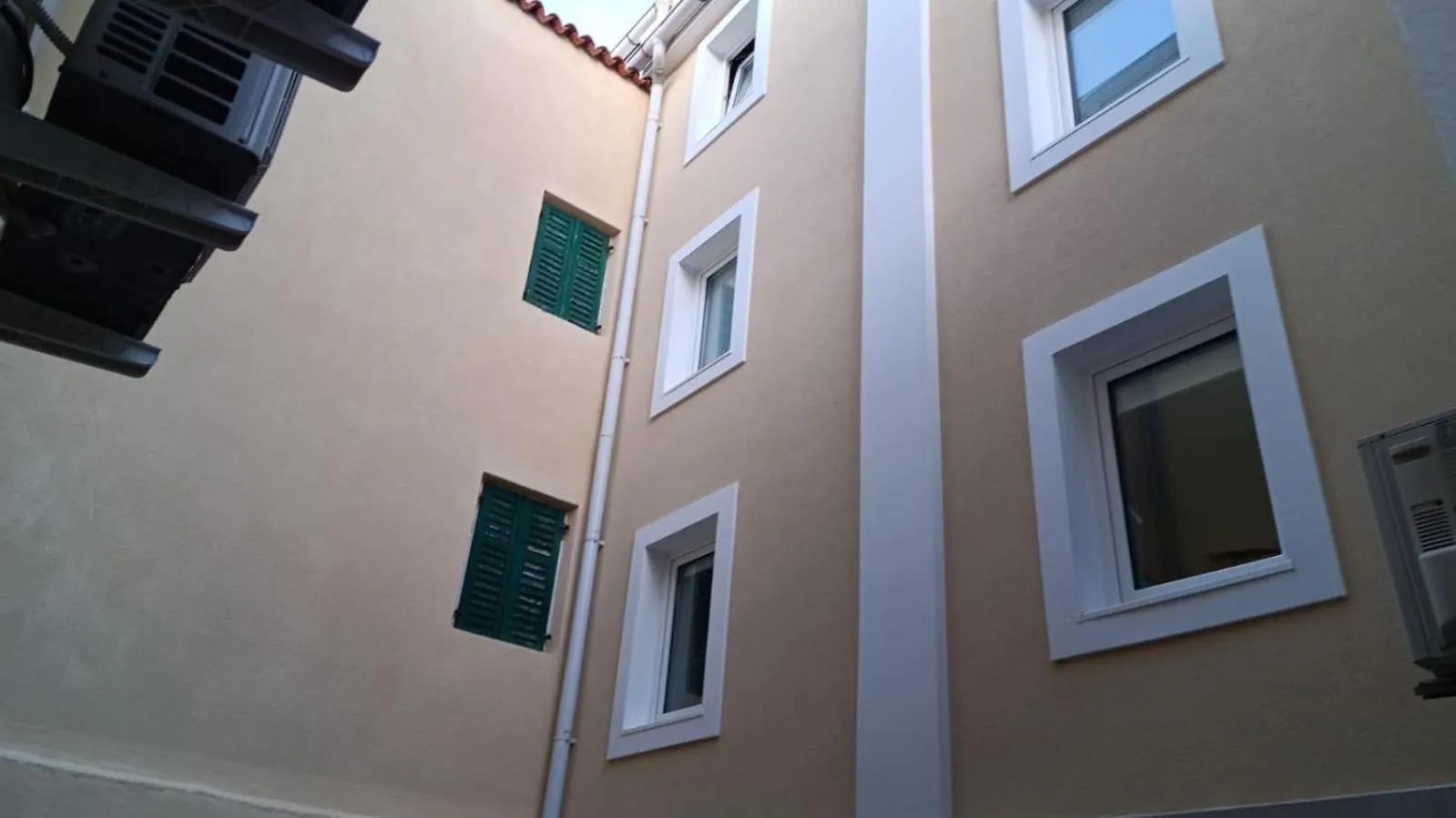 Apartmani Schega Pag Town 0*,  Croatia